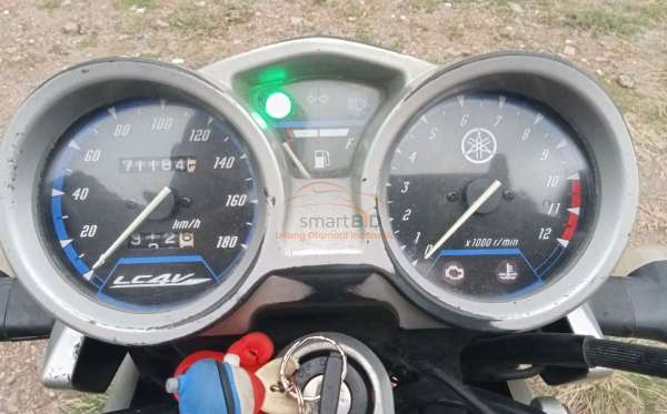 YAMAHA VIXION