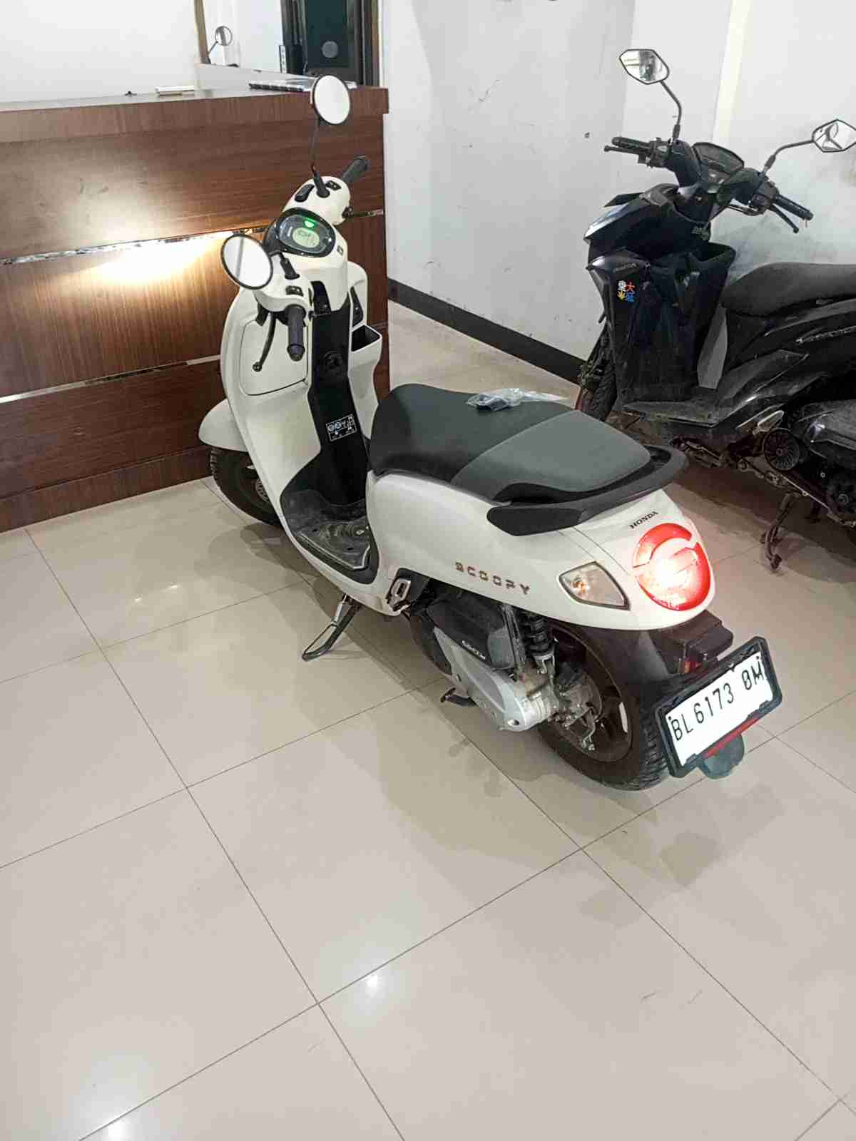 HONDA SCOOPY PRESTIGE