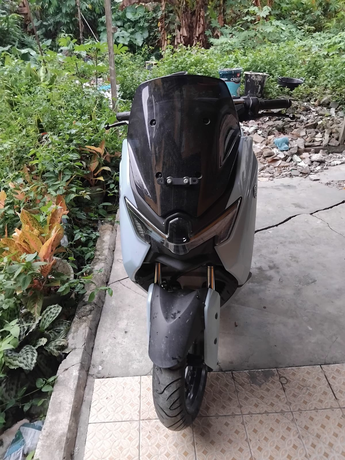YAMAHA NMAX