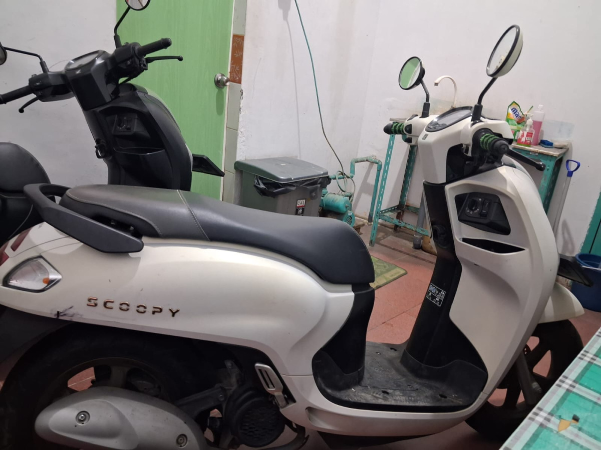 HONDA SCOOPY PRESTIGE