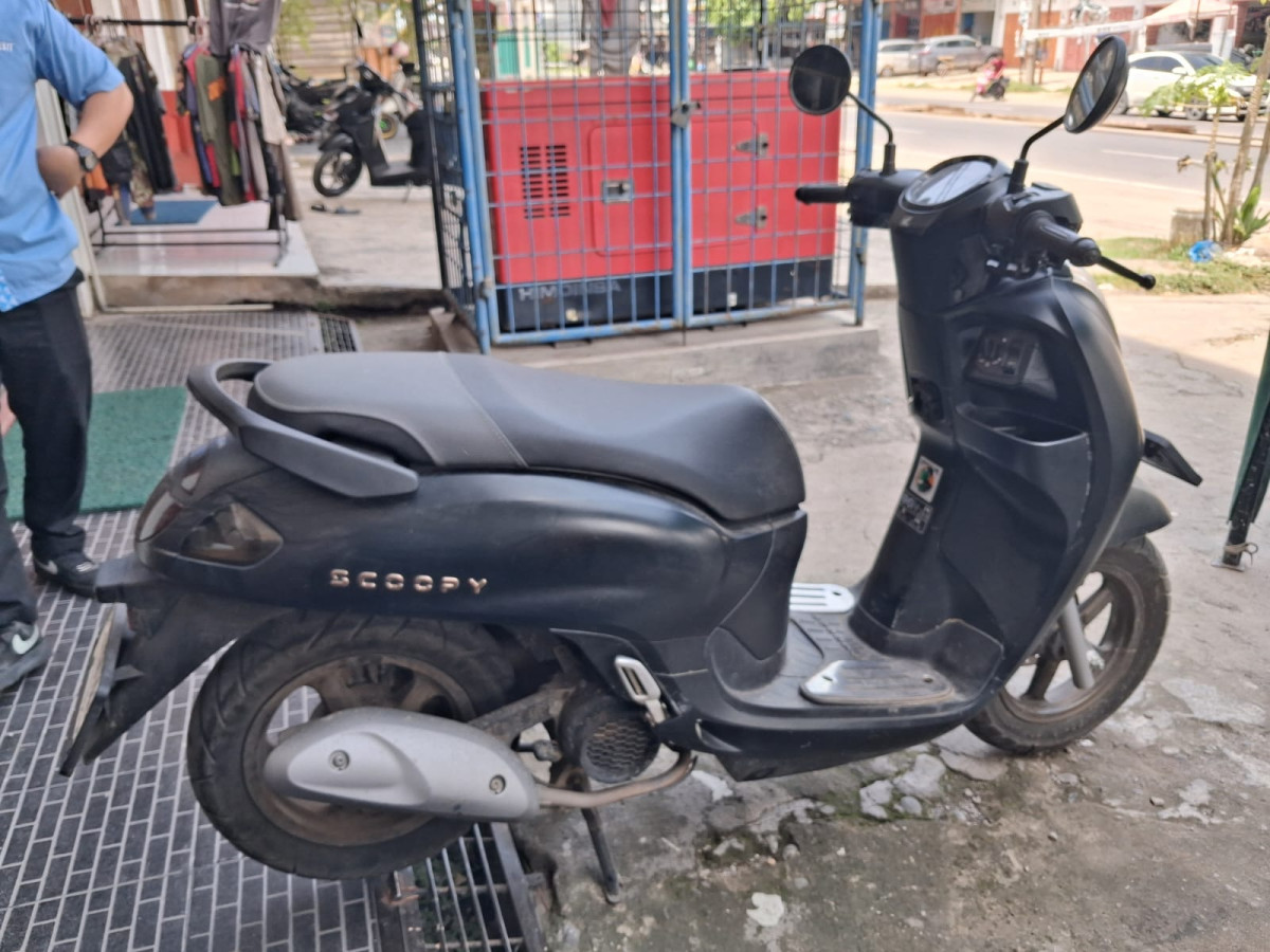 HONDA  SCOOPY