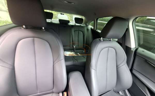BMW BMW 218I