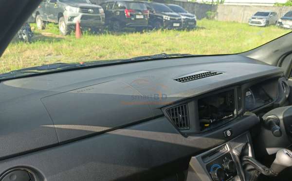DAIHATSU  SIGRA  R