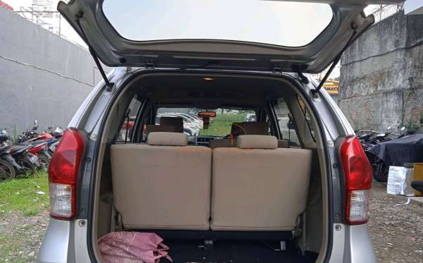 DAIHATSU  XENIA