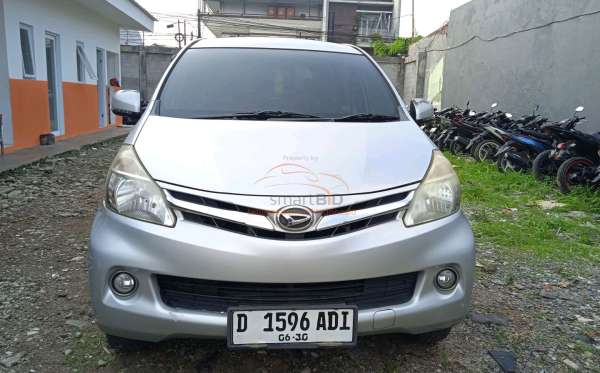 DAIHATSU  XENIA
