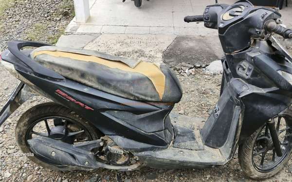 HONDA  BEAT