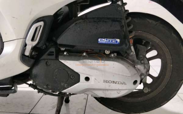 HONDA  SCOOPY PRESTIGE