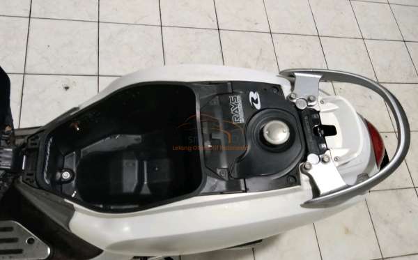 HONDA  SCOOPY PRESTIGE