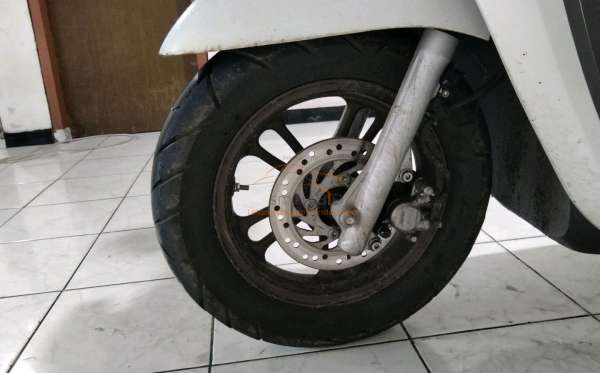 HONDA  SCOOPY PRESTIGE