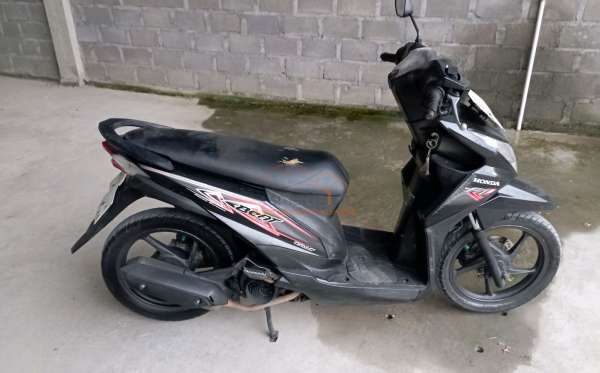 HONDA  BEAT