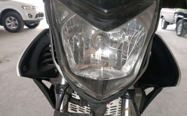 HONDA CB 150 R