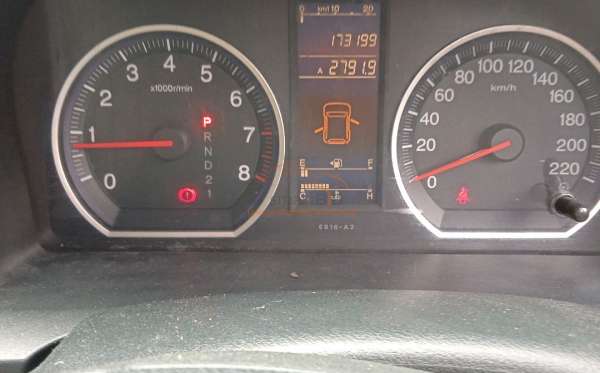 HONDA  CR-V  RE1 2WD 2.0 A/T