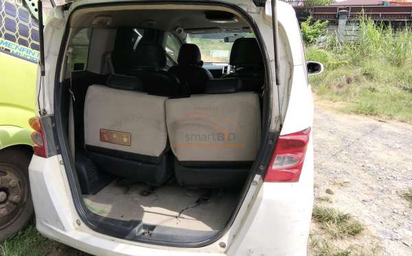 HONDA  FREED  GB3 1.5 E