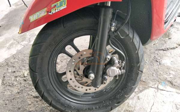 HONDA SCOOPY SPORTY