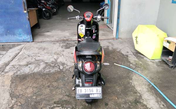 HONDA SCOOPY SPORTY