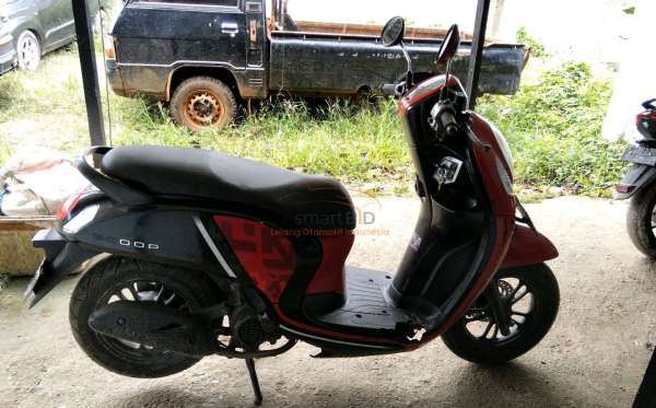 HONDA  SCOOPY