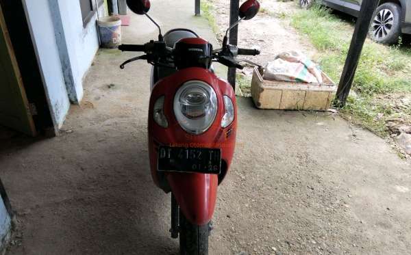 HONDA  SCOOPY