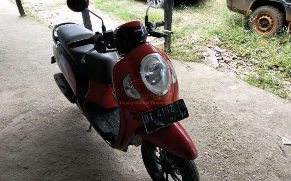 HONDA  SCOOPY