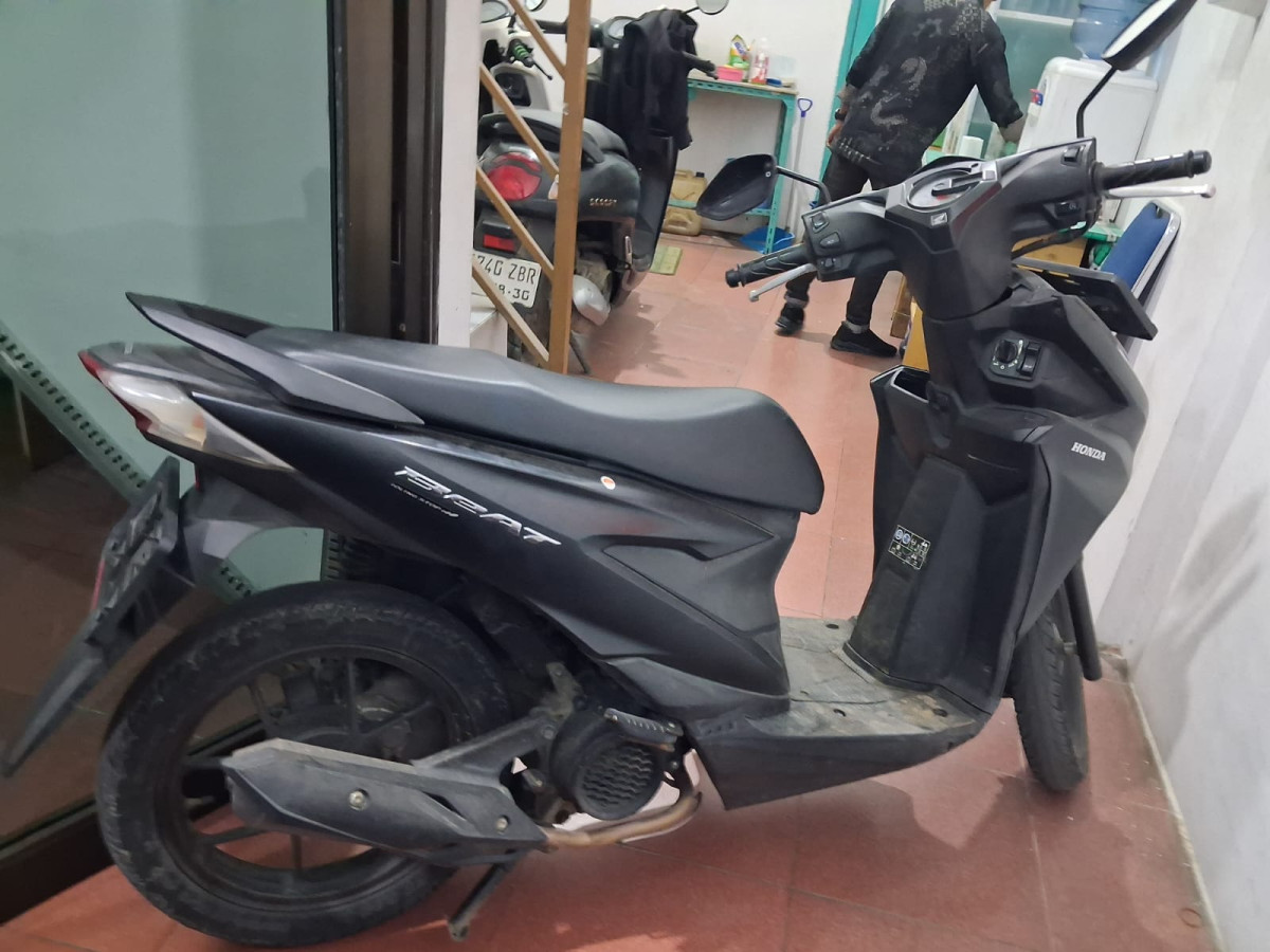 HONDA  BEAT