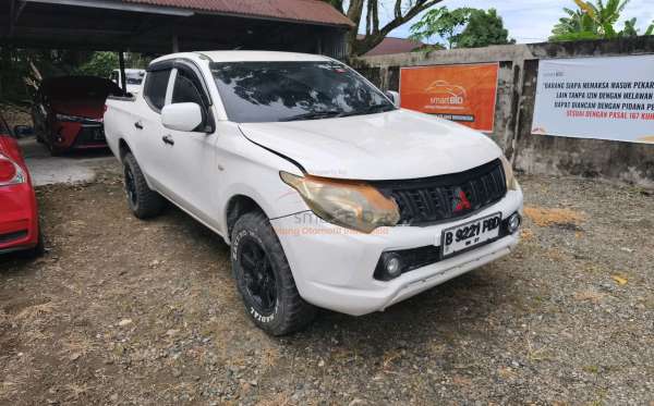 MITSUBISHI STRADA TRITON DC HDX