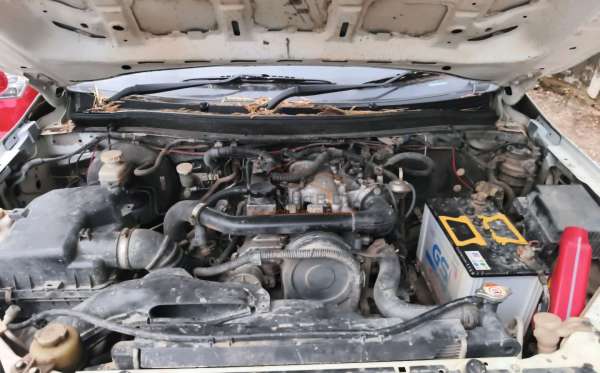 MITSUBISHI STRADA TRITON DC HDX