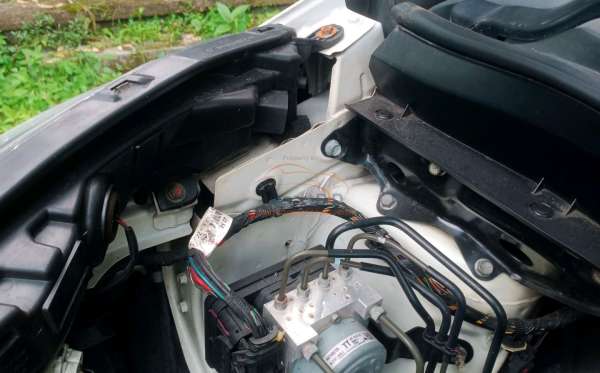 MITSUBISHI XPANDER CROSS 1.5L PLUS
