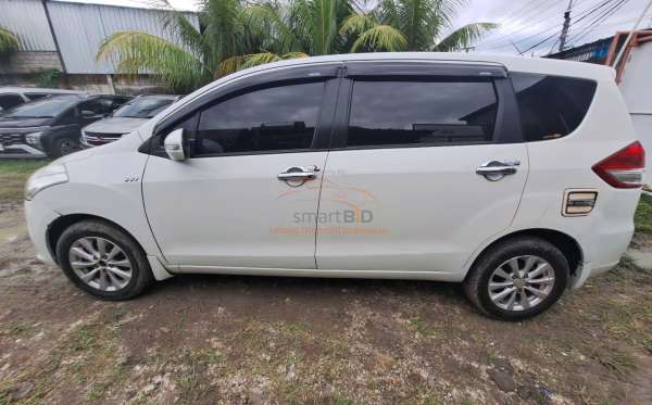 SUZUKI ERTIGA GX