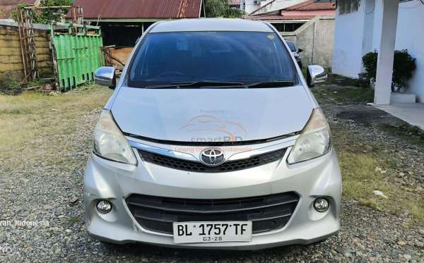 TOYOTA  AVANZA NEW  VELOZ 1.5