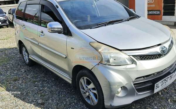 TOYOTA  AVANZA NEW  VELOZ 1.5