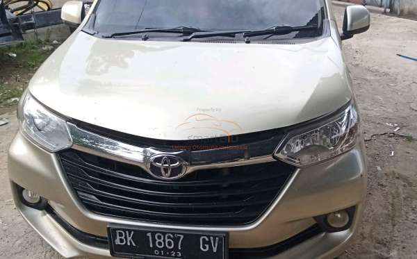 TOYOTA AVANZA