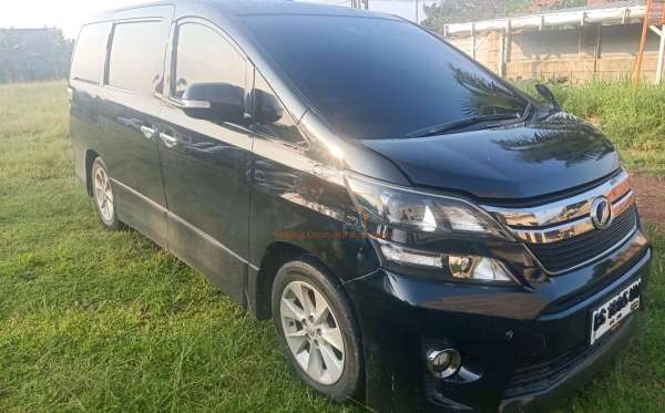 TOYOTA VELLFIRE Z