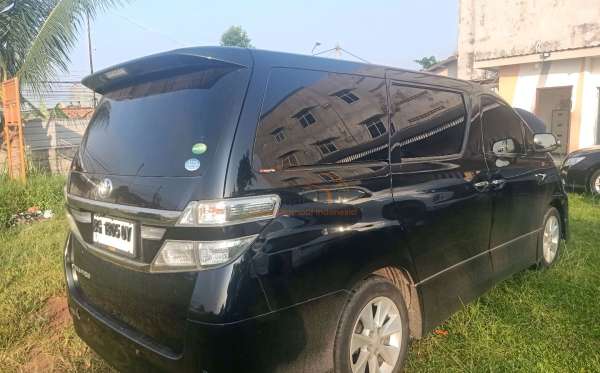TOYOTA VELLFIRE Z