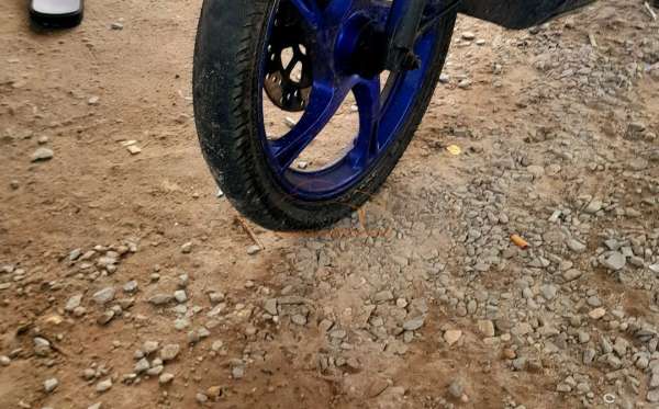 YAMAHA AEROX 125