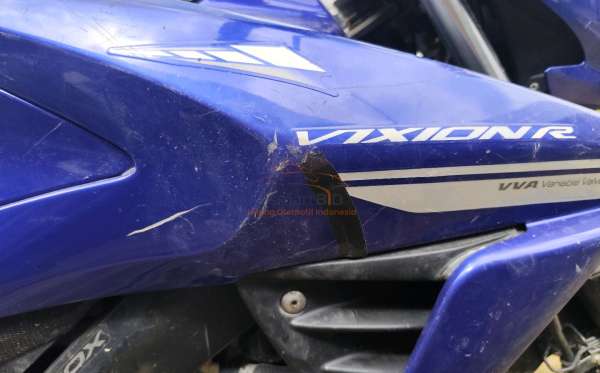 YAMAHA  VIXION