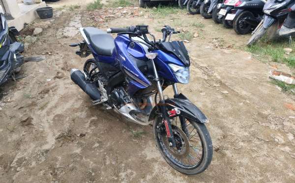 YAMAHA  VIXION
