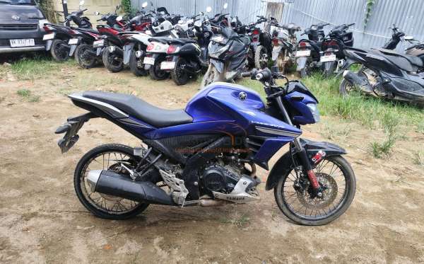 YAMAHA  VIXION