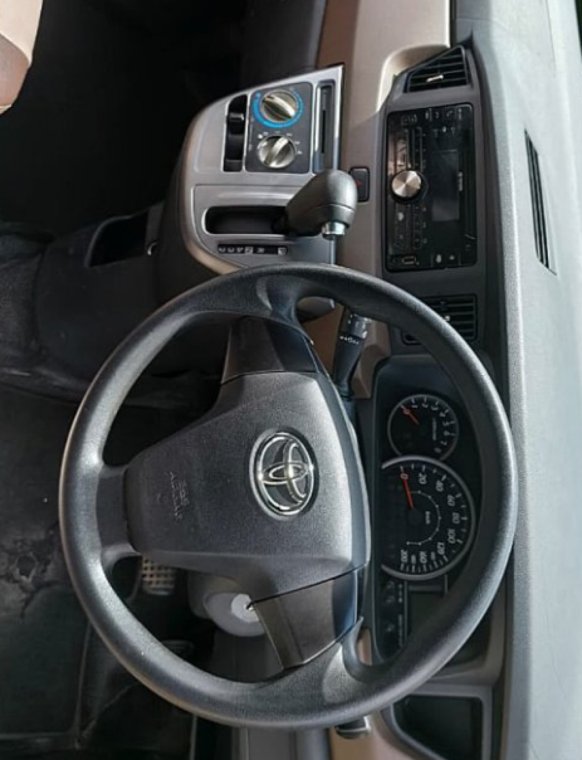 TOYOTA  CALYA  1.2 G A/T