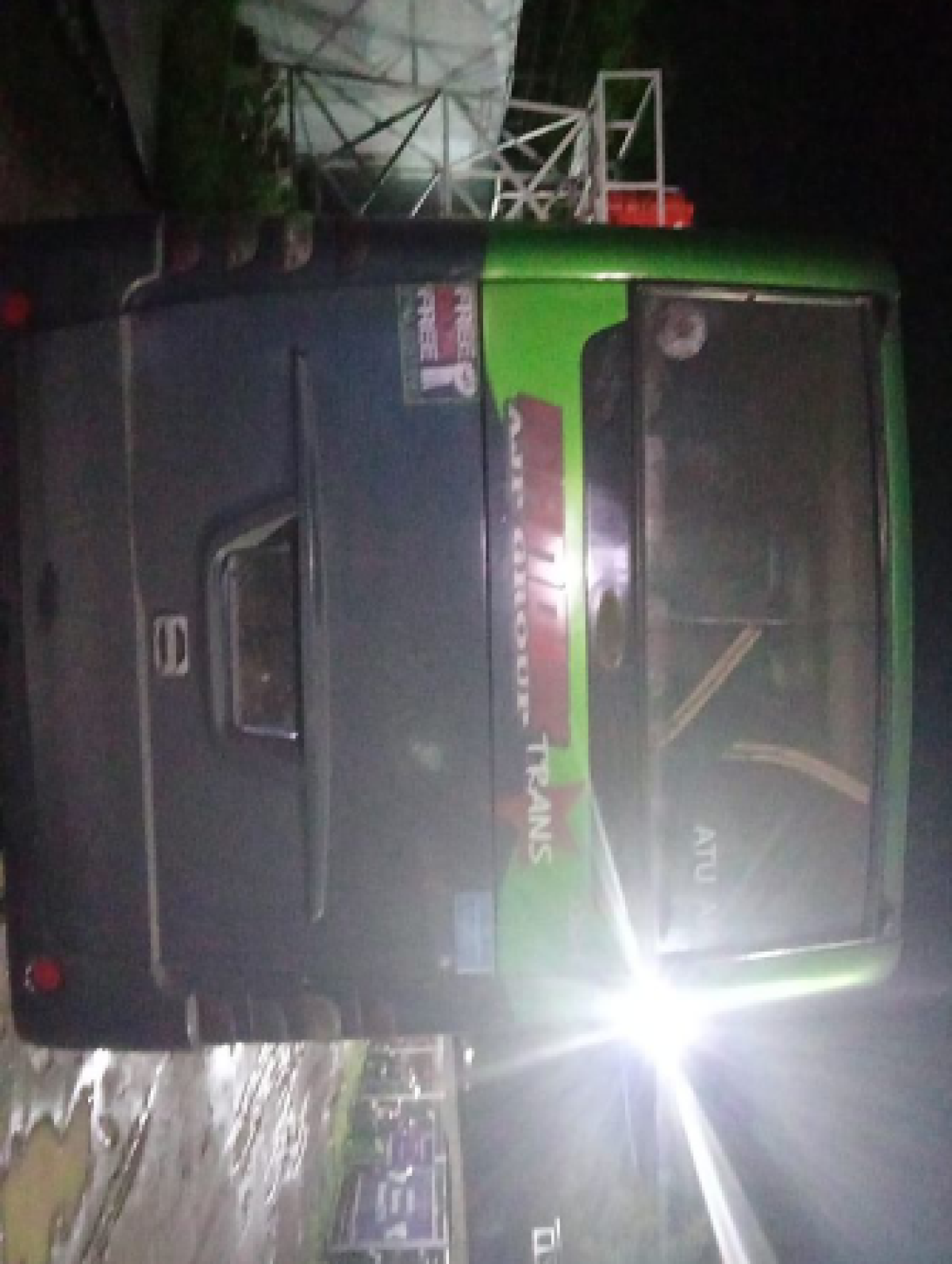 MITSUBISHI FE  84