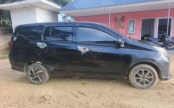 DAIHATSU SIGRA 1.2 X