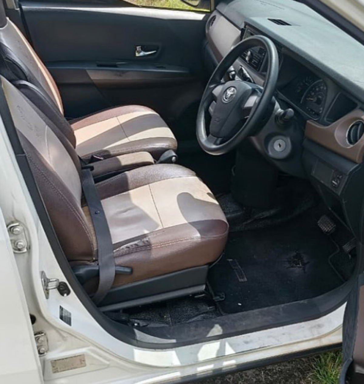 TOYOTA  CALYA  1.2 G A/T