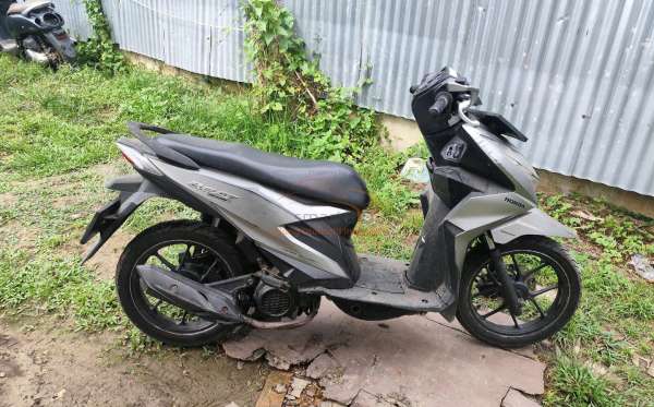 HONDA  BEAT