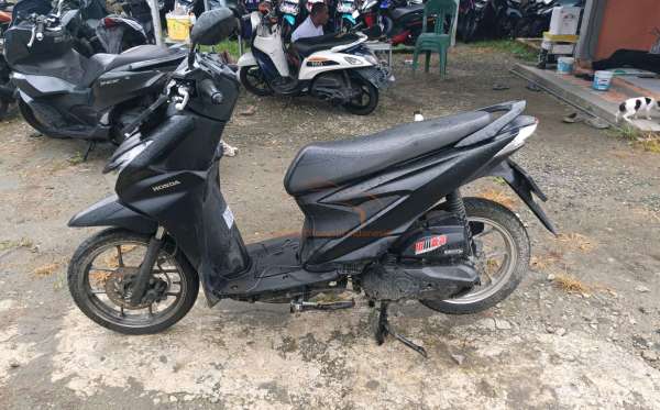 HONDA  BEAT