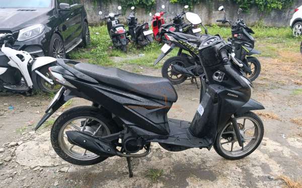 HONDA  BEAT