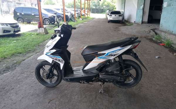 HONDA  BEAT