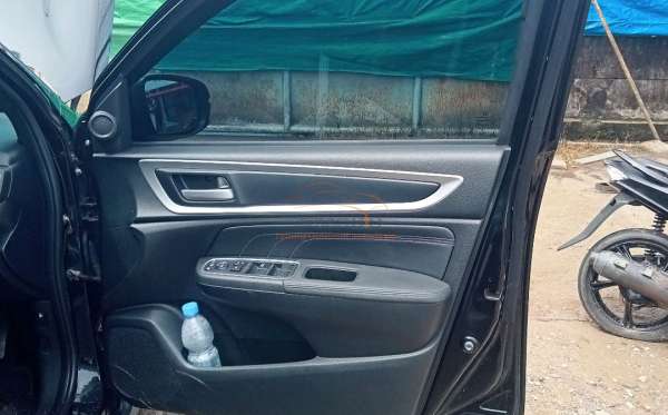 HONDA BR-V PRESTIGE
