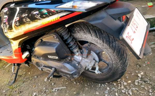 HONDA  GENIO