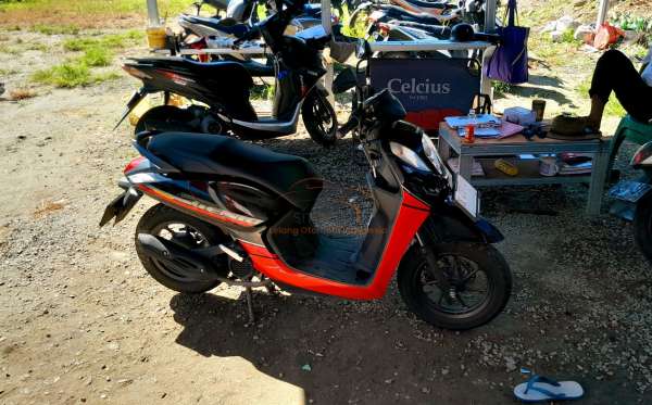 HONDA  GENIO