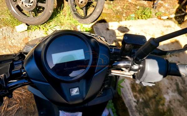HONDA  GENIO
