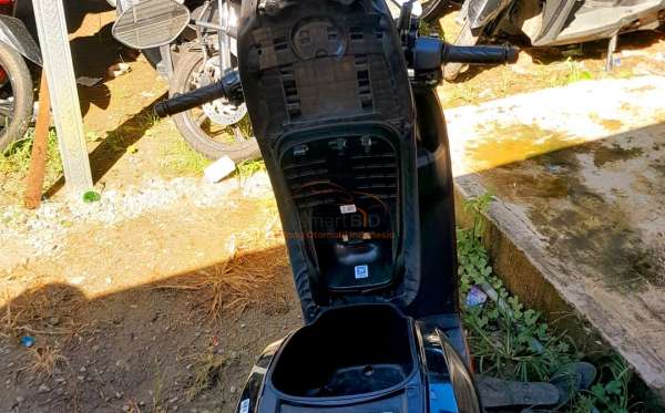 HONDA  GENIO