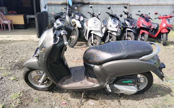 HONDA SCOOPY PRESTIGE